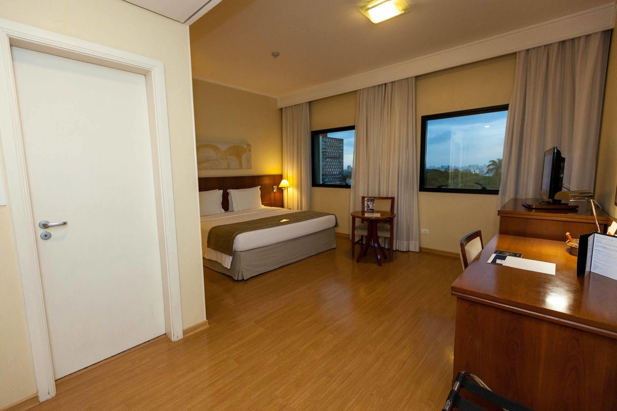 Luz Plaza Sao Paulo Hotel ภายนอก รูปภาพ